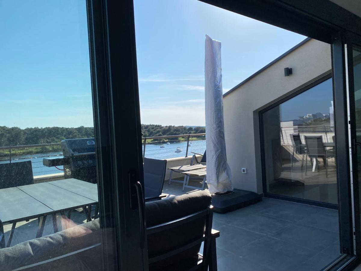 Penthouse Sunset Apartment Medulin Exterior photo