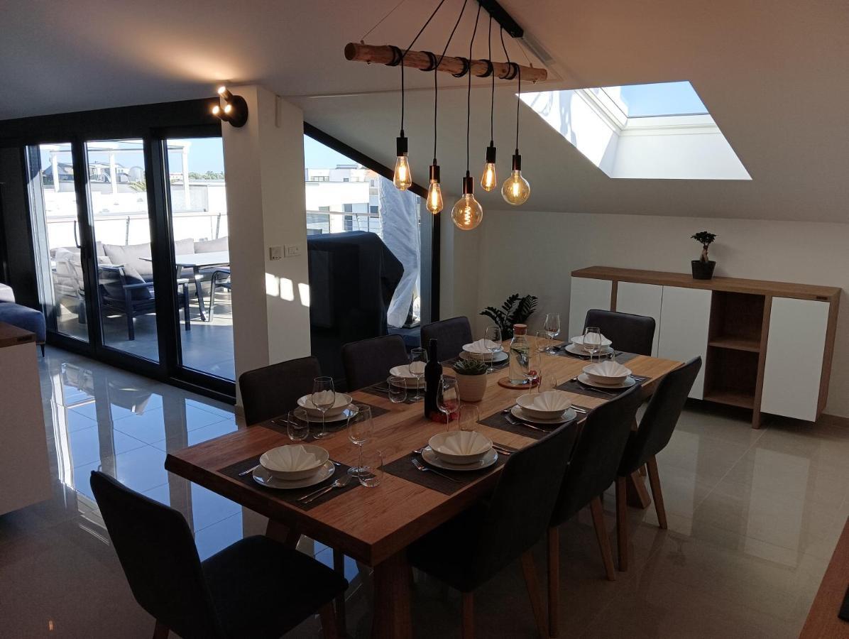 Penthouse Sunset Apartment Medulin Exterior photo
