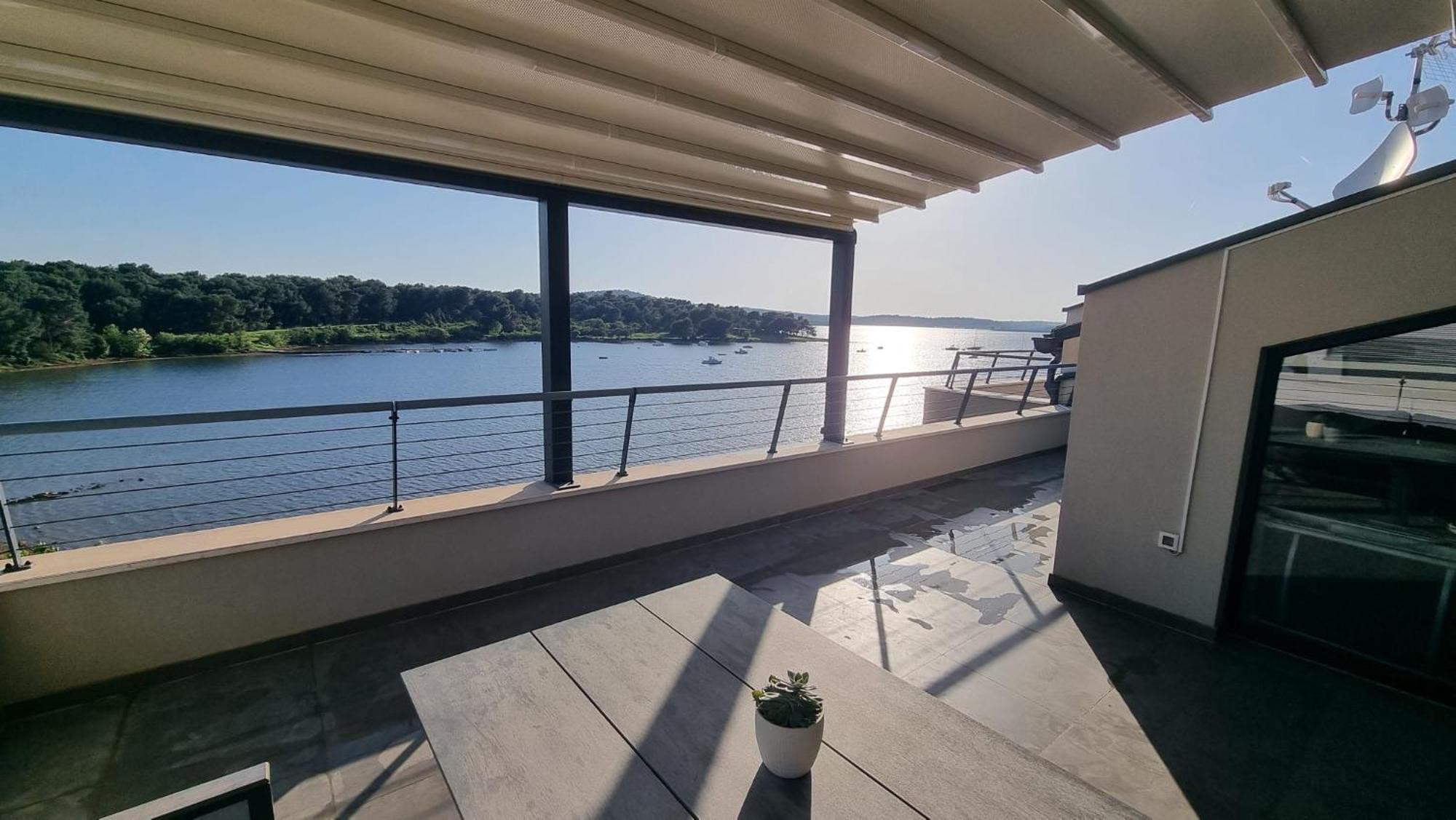Penthouse Sunset Apartment Medulin Exterior photo